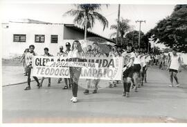 Olímpiadas da Reforma Agrária (São Paulo (Estado), 1994) [fotografia] / Fotógrafo(a) : Douglas Mansur. -- Ref.: BR-SPMST_MST-SN-CIN_AMP_000810-005308-CUL.