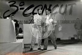 Congresso Nacional da CUT (CONCUT), 3o (Minas Gerais, 1988) [fotografia] / Fotógrafo(a) : Douglas Mansur. -- Ref.: BR-SPMST_MST-SN-CIN_AMP_000735-004822-CSS.