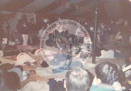 Assembléia do Povo de Deus (Equador, 1996) [fotografia] / Fotógrafo(a) : Arquivo MST. -- Ref.: BR-SPMST_MST-SN-CIN_AMP_001075-008694-RIT.