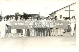 Romaria dos Mártires da Caminhada (São Félix-MT, 11 out. 1986) [fotografia] / Fotógrafo(a) : Douglas Mansur. -- Ref.: BR-SPMST_MST-SN-CIN_AMP_001957-014996-SPR.