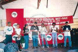 Encontro Estadual do MST, 15o (Teresina-PI, 12 dez. 2001) [fotografia] / Fotógrafo(a) : Arquivo MST. -- Ref.: BR-SPMST_MST-SN-CIN_AMP_001015-007887-ENC.