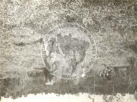 Ocupação Fazenda Seringal (Rondônia, 25 jun. 1989) [fotografia] / Fotógrafo(a) : Etelvina Mastoli. -- Ref.: BR-SPMST_MST-SN-CIN_AMP_001869-014159-OCU.