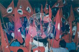 Encontro Estadual do MST, 10o (Belo Horizonte-MG, jan. 2002) [fotografia] / Fotógrafo(a) : Gildo Aguiar. -- Ref.: BR-SPMST_MST-SN-CIN_AMP_000934-007315-ENC.