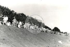 Protesto contra a violência da PM na "Fazenda Annoni" (Rio Grande do Sul, 19 out. 1986) [fotografia] / Fotógrafo(a) : Jussara Veron. -- Ref.: BR-SPMST_MST-SN-CIN_AMP_000454-002656-AMT.