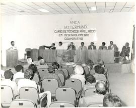 TDC, 1o (Brasília-DF, 1990) [fotografia] / Fotógrafo(a) : Douglas Mansur. -- Ref.: BR-SPMST_MST-SN-CIN_AMP_000870-006151-CUR.