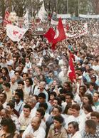 Manifestação pró Impechment - UNE E CUT (São Paulo (Estado), 25 ago. 1992) [fotografia] / Fotógrafo(a) : Juan Pezzeto. -- Ref.: BR-SPMST_MST-SN-CIN_AMP_000384-002056-AMT.