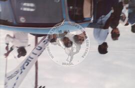 Caminhada pala Reforma Agrária (Presidente Prudente-SP, 24 jul. 1993) [fotografia] / Fotógrafo(a) : Ademir Castelani ; Bernardo Fernandes ; Fabiana Ferrarini. -- Ref.: BR-SPMST_MST-SN-CIN_AMP_001422-011470-MAC.