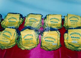 Chegada da Marcha Popular à Brasília (Brasília-DF, 07 out. 1999) [fotografia] / Fotógrafo(a) : Douglas Mansur. -- Ref.: BR-SPMST_MST-SN-CIN_AMP_001395-010962-MAC.