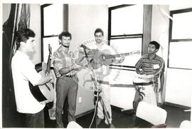 Encontro Nacional, 7o (Salvador-BA, dez. 1992) [fotografia] / Fotógrafo(a) : Douglas Mansur. -- Ref.: BR-SPMST_MST-SN-CIN_AMP_000994-007774-ENC.