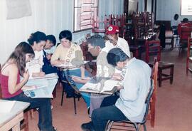 Oficina de Rádio (Cantagalo-PR, jul. 2002) [fotografia] / Fotógrafo(a) : Leticia Barqueta. -- Ref.: BR-SPMST_MST-SN-CIN_AMP_000689-003859-ARV.