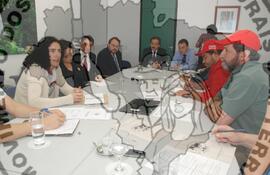 [Título n/d] : lote nº 002, pasta nº 000068, doc. nº 000001 [imagem] / Fotógrafo(a) : [autoria n/d].