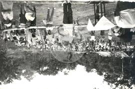 Romaria em homenagem as 350 famílias do KM 41 (São Mateus-ES, 10 jun. 1986) [fotografia] / Fotógrafo(a) : Maria de Fátima Ribeiro. -- Ref.: BR-SPMST_MST-SN-CIN_AMP_001959-015013-SPR.