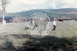 Construção de "Canudos" em área provisória (Goiás, [sem data]) [fotografia] / Fotógrafo(a) : Christiane Campos. -- Ref.: BR-SPMST_MST-SN-CIN_AMP_000011-000066-ACP.