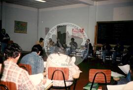 Reunião com a diretoria da COOPER UNIÃO (Santa Catarina, [sem data]) [fotografia] / Fotógrafo(a) : Arquivo MST. -- Ref.: BR-SPMST_MST-SN-CIN_AMP_000666-003738-ARV.