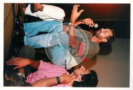 Semana Nacional de Cultura Brasileira e Reforma Agrária (Rio de Janeiro-RJ, 18 mar. 2002) [fotografia] / Fotógrafo(a) : Luciney Martins. -- Ref.: BR-SPMST_MST-SN-CIN_AMP_001823-013803-NDT.