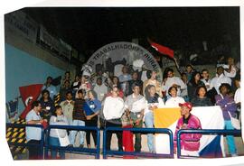 Encontro de Jovens do MST, na Ucicamp, 1o (Campinas-SP, 02 jul. 1999) [fotografia] / Fotógrafo(a) : Douglas Mansur. -- Ref.: BR-SPMST_MST-SN-CIN_AMP_000897-006340-ENJ.