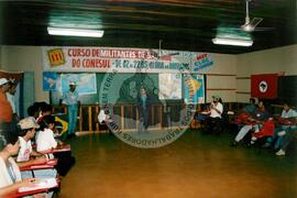 Curso de Militantes de Base do Conesul, 3o (Glória dos Dourados-MS, 02 a 05 mai.) [fotografia] / Fotógrafo(a) : Arquivo MST. -- Ref.: BR-SPMST_MST-SN-CIN_AMP_000862-005887-CUR.