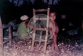 Farinhada no assentamento em Amarante (Piauí, 08 jul. 1993) [fotografia] / Fotógrafo(a) : Arquivo MST. -- Ref.: BR-SPMST_MST-SN-CIN_AMP_002000-015238-PDU.