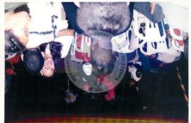 Encontro Estadual de Jovens do Campo e da Cidade, 1o (Vitória-ES, ago. 2002) [fotografia] / Fotógrafo(a) : Leticia Barqueta. -- Ref.: BR-SPMST_MST-SN-CIN_AMP_001916-014272-SJM.