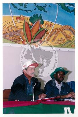 Conferência Internacional da Via Campesina, 4a (Itaci-SP, 14 jul. 2004) [fotografia] / Fotógrafo(a) : Douglas Mansur. -- Ref.: BR-SPMST_MST-SN-CIN_AMP_001164-010217-RIT.