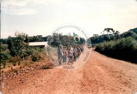 Acampamento do MST [sem identificação] (Campo Erê-SC, 27 abr. 1988) [fotografia] / Fotógrafo(a) : Arquivo MST. -- Ref.: BR-SPMST_MST-SN-CIN_AMP_000103-000734-ACP.