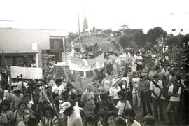 Manifestação na Prefeitura (Paraná, [sem data]) [fotografia] / Fotógrafo(a) : Arquivo MST. -- Ref.: BR-SPMST_MST-SN-CIN_AMP_000439-002550-AMT.
