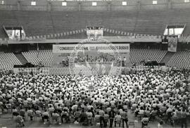Congresso Nacional da CONTAG, 4 (Distrito Federal (Brasil), 25 a 30 mai. 1985) [fotografia] / Fotógrafo(a) : Eduardo Tavares. -- Ref.: BR-SPMST_MST-SN-CIN_AMP_000733-004791-CSS.