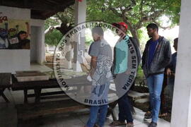 [Título n/d] : lote nº 002, pasta nº 000013, doc. nº 000075 [imagem] / Fotógrafo(a) : [autoria n/d].