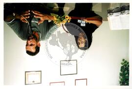 Semana Nacional de Cultura Brasileira e Reforma Agrária (Rio de Janeiro-RJ, 18 mar. 2002) [fotografia] / Fotógrafo(a) : Luciney Martins. -- Ref.: BR-SPMST_MST-SN-CIN_AMP_001822-013675-NDT.