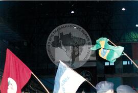 Encontro de Jovens do MST, na Ucicamp, 3o (Campinas-SP, 14 fev. 2001) [fotografia] / Fotógrafo(a) : Marcelo Cafaldo. -- Ref.: BR-SPMST_MST-SN-CIN_AMP_000904-006788-ENJ.