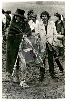 Ocupação em Cruz Alta (Cruz Alta-RS, set. 1989) [fotografia] / Fotógrafo(a) : Douglas Mansur. -- Ref.: BR-SPMST_MST-SN-CIN_AMP_001827-013898-OCU.