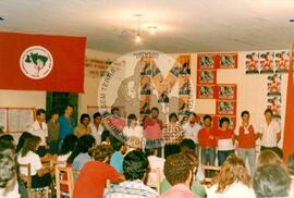 Encontro Estadual (Caçador-SC, dez. 1992) [fotografia] / Fotógrafo(a) : Chiquinho. -- Ref.: BR-SPMST_MST-SN-CIN_AMP_001948-014699-ACS.