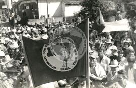 Manifestação Dia do Agricultor (Erechim-RS, 24 jul. 1987) [fotografia] / Fotógrafo(a) : Karine Emerich. -- Ref.: BR-SPMST_MST-SN-CIN_AMP_000456-002668-AMT.