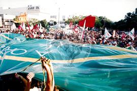 Grito dos Excluídos (Fortaleza-CE, 07 set. 1998) [fotografia] / Fotógrafo(a) : Estácio Júnior. -- Ref.: BR-SPMST_MST-SN-CIN_AMP_000514-002929-AMT.