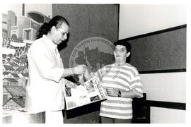 Reunião da Coordenação Nacional, 10o (São Paulo (Estado), out. 1985) [fotografia] / Fotógrafo(a) : Douglas Mansur. -- Ref.: BR-SPMST_MST-SN-CIN_AMP_000937-007398-ENC.