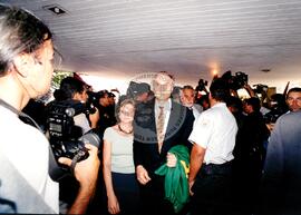 Chegada da Marcha Popular à Brasília (Brasília-DF, 07 out. 1999) [fotografia] / Fotógrafo(a) : Douglas Mansur. -- Ref.: BR-SPMST_MST-SN-CIN_AMP_001396-010980-MAC.