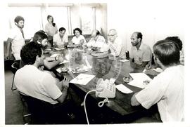 Acampados com o Secretario da Agricultura (Promissão-SP, fev. 1989) [fotografia] / Fotógrafo(a) : Douglas Mansur. -- Ref.: BR-SPMST_MST-SN-CIN_AMP_000686-003855-ARV.