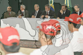 [Título n/d] : lote nº 002, pasta nº 000043, doc. nº 000203 [imagem] / Fotógrafo(a) : [autoria n/d].