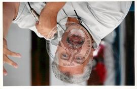 Semana Nacional de Cultura Brasileira e Reforma Agrária (Rio de Janeiro-RJ, 18 mar. 2002) [fotografia] / Fotógrafo(a) : Luciney Martins. -- Ref.: BR-SPMST_MST-SN-CIN_AMP_001823-013742-NDT.