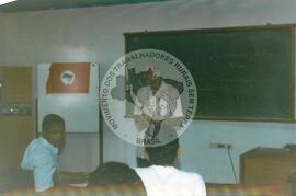 Delegação do MST em Cuba - 40º Aniversário da ANAP (Cuba, 15 mai. 1999) [fotografia] / Fotógrafo(a) : Nilton Viana. -- Ref.: BR-SPMST_MST-SN-CIN_AMP_001042-008301-RIT.