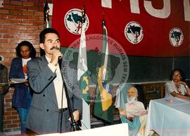 ENERA- Encontro Nacional de Educadores e Educadoras da Reforma Agrária, 1o (Distrito Federal (Brasil), jul. 1997) [fotografia] / Fotógrafo(a) : Douglas Mansur. -- Ref.: BR-SPMST_MST-SN-CIN_AMP_000960-007596-ENC.