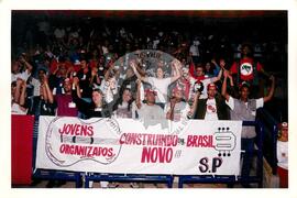 Encontro de Jovens para construir um Brasil novo (São Paulo (Estado), [sem data]) [fotografia] / Fotógrafo(a) : [sem autoria]. -- Ref.: BR-SPMST_MST-SN-CIN_AMP_001933-014524-SJM.