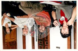 Semana Nacional de Cultura Brasileira e Reforma Agrária (Rio de Janeiro-RJ, 18 mar. 2002) [fotografia] / Fotógrafo(a) : Luciney Martins. -- Ref.: BR-SPMST_MST-SN-CIN_AMP_001816-013384-NDT.