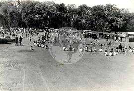 Protesto contra a violência da PM na "Fazenda Annoni" (Rio Grande do Sul, 19 out. 1986) [fotografia] / Fotógrafo(a) : Jussara Veron. -- Ref.: BR-SPMST_MST-SN-CIN_AMP_000454-002660-AMT.