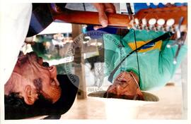 Semana Nacional de Cultura Brasileira e Reforma Agrária (Rio de Janeiro-RJ, 18 mar. 2002) [fotografia] / Fotógrafo(a) : João Laet. -- Ref.: BR-SPMST_MST-SN-CIN_AMP_001810-013082-NDT.