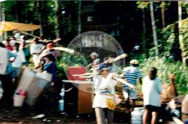 Acampamento "Nova Canudos" do MST (Porto Feliz-SP, fev. 1999) [fotografia] / Fotógrafo(a) : Douglas Mansur. -- Ref.: BR-SPMST_MST-SN-CIN_AMP_000047-000310-ACP.