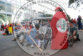 [Título n/d] : lote nº 002, pasta nº 000073, doc. nº 000013 [imagem] / Fotógrafo(a) : [autoria n/d].