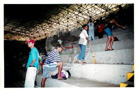 Encontro de Jovens do MST, na Ucicamp, 3o (Campinas-SP, 14 fev. 2001) [fotografia] / Fotógrafo(a) : Douglas Mansur. -- Ref.: BR-SPMST_MST-SN-CIN_AMP_000906-006899-ENJ.