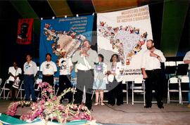 Asamblea Latino Americana de Mujeres del Campo, 1a (Brasília-DF, nov. 1997) [fotografia] / Fotógrafo(a) : Arquivo MST. -- Ref.: BR-SPMST_MST-SN-CIN_AMP_001134-009381-RIT.