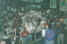 Encontro Estadual do MST, 10o (Belo Horizonte-MG, jan. 2002) [fotografia] / Fotógrafo(a) : Gildo Alves ; Pascoal August. -- Ref.: BR-SPMST_MST-SN-CIN_AMP_000932-007226-ENC.